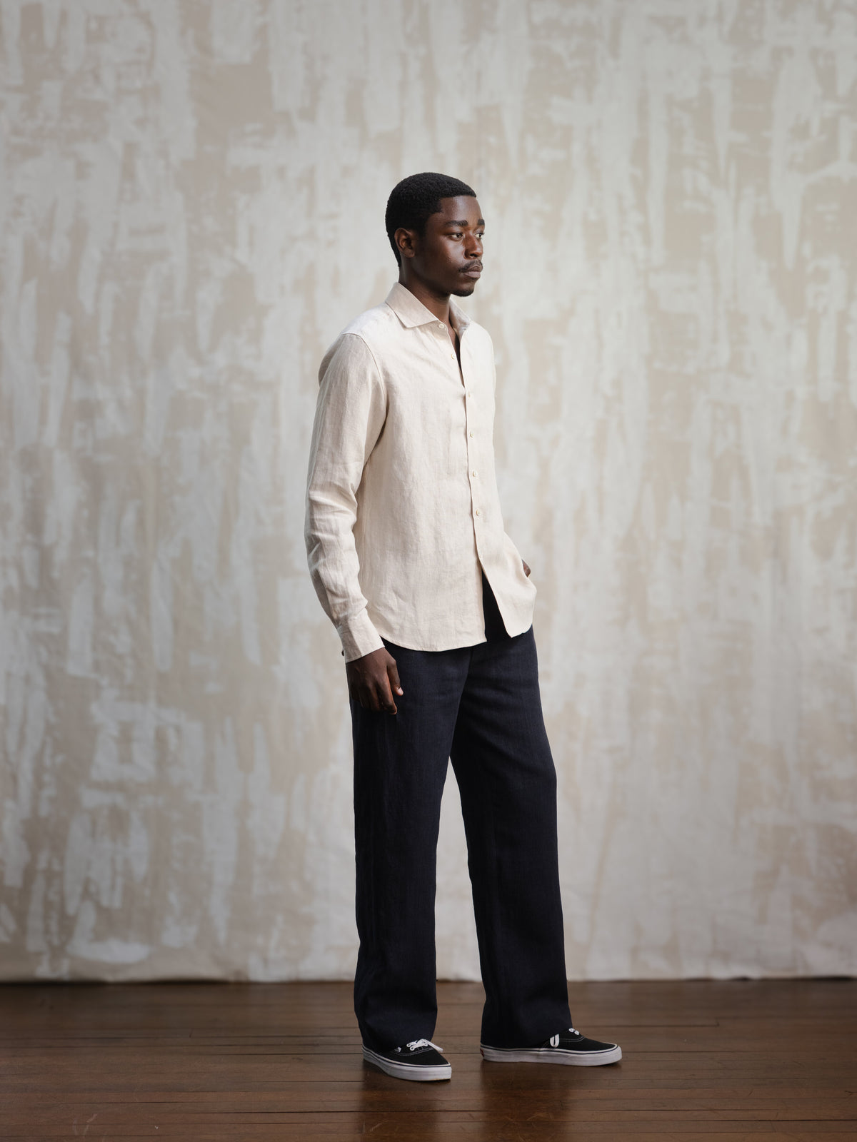 Sand Spread Collar Linen Shirt