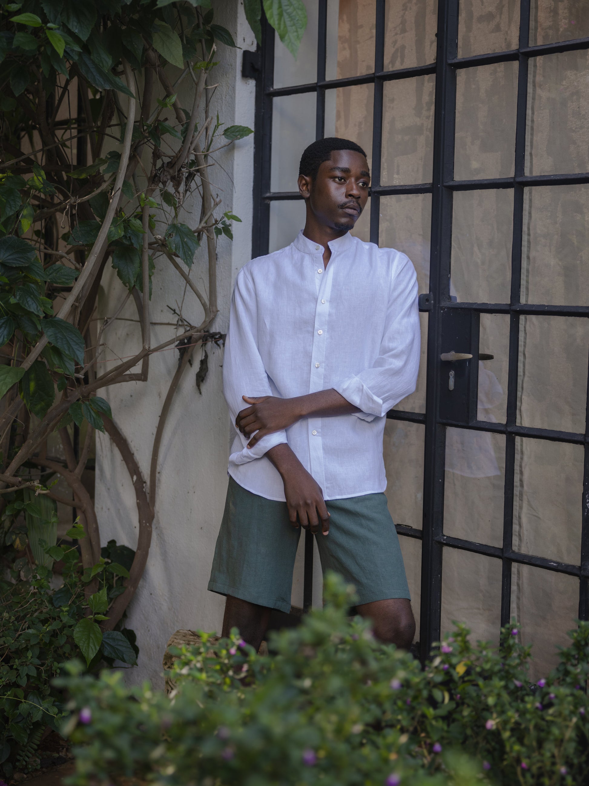 White Band Collar Linen Shirt
