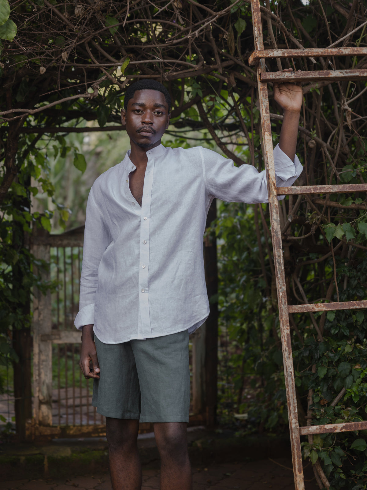White Band Collar Linen Shirt