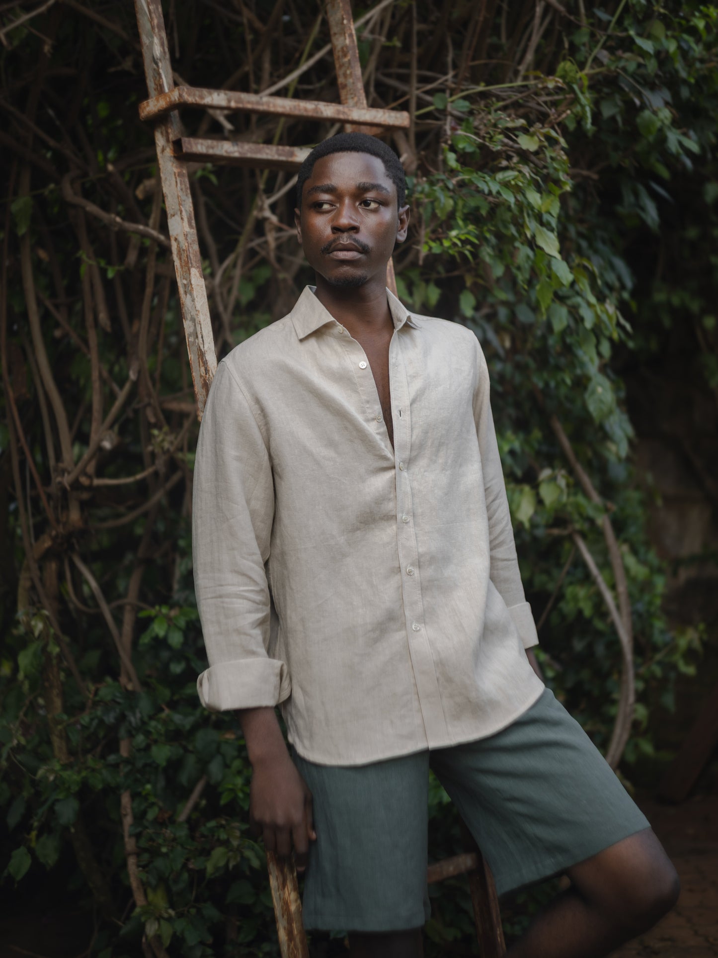 Sand Spread Collar Linen Shirt